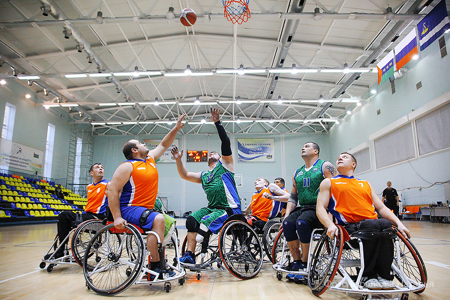 11.10.2020. Во время матча между командами «Легион-Югра» (ХМАО-Югра) и «Импульс» (Челябинская область). Всероссийский турнир по баскетболу на колясках 2020, Тюмень. (Автор фото Горшкова Наталья)
